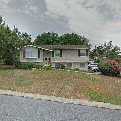 337 Cardinal Ln, Leola, PA 17540