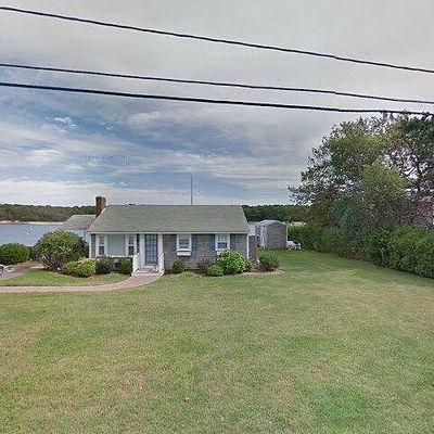 354 Edgewater Dr E, East Falmouth, MA 02536