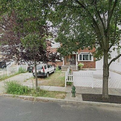 46 Marianne St, Staten Island, NY 10302