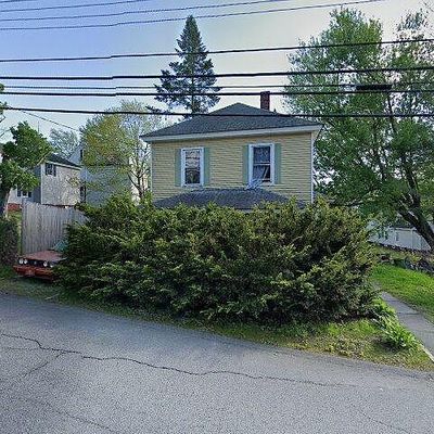 5 High St, Lisbon Falls, ME 04252