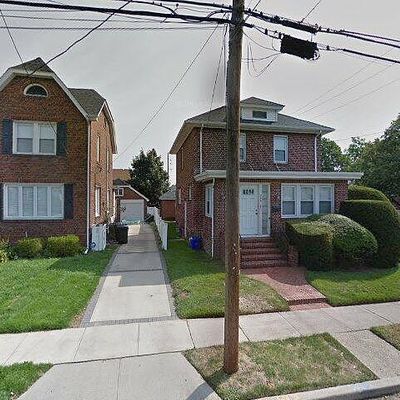 500 N 12 Th St, New Hyde Park, NY 11040