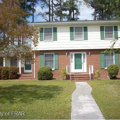 501 Roslyn Dr, Lumberton, NC 28358