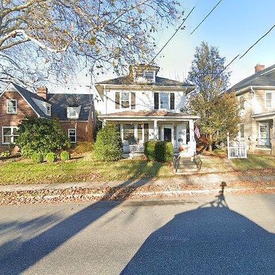 51 W Lincoln Ave, Lititz, PA 17543