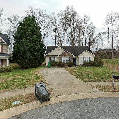 4109 Red Shed Ln, Charlotte, NC 28269