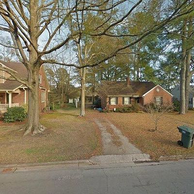 411 S Raleigh St, Wallace, NC 28466