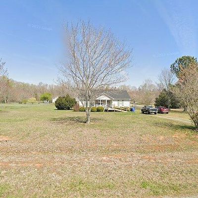 5705 Wagon Farm Rd, Efland, NC 27243