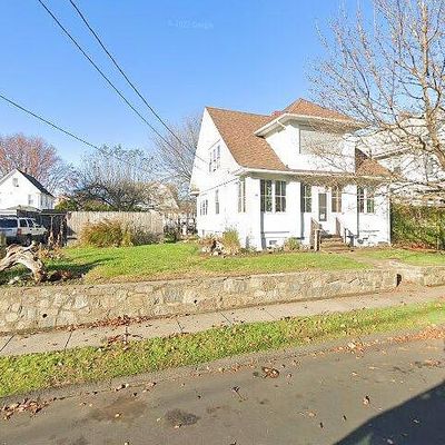 571 California St, Stratford, CT 06614