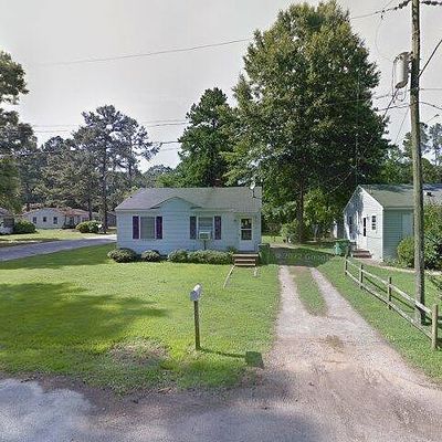 624 Lawrence St, Enfield, NC 27823