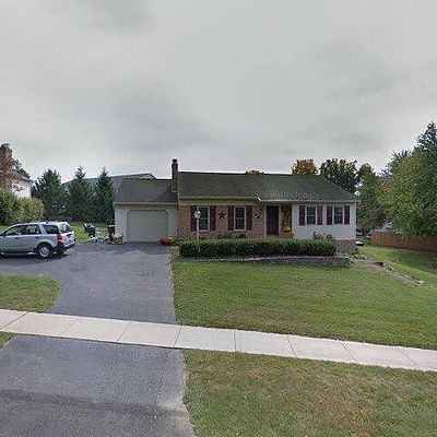 56 Locust Ln, Willow Street, PA 17584