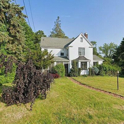 80 Weeks Ave, Cornwall On Hudson, NY 12520