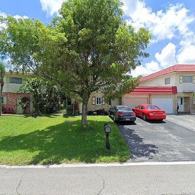 8220 Nw 40 Th St, Coral Springs, FL 33065