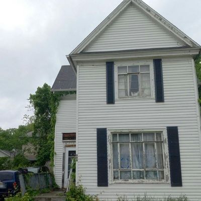 688 Main St, Conneaut, OH 44030