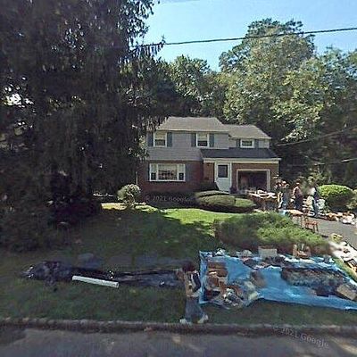 71 Willoughby Rd, Fanwood, NJ 07023