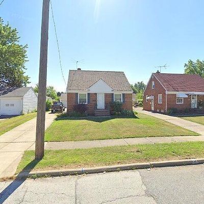 711 E 212 Th St, Cleveland, OH 44119