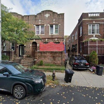 877 Montgomery St, Brooklyn, NY 11213