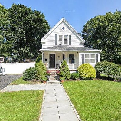 9 Pleasant St, South Hamilton, MA 01982