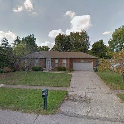 9003 Wooded Glen Rd, Louisville, KY 40220