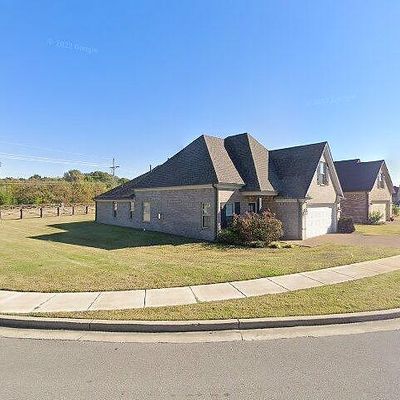 1126 Hemlock Dr, Southaven, MS 38671