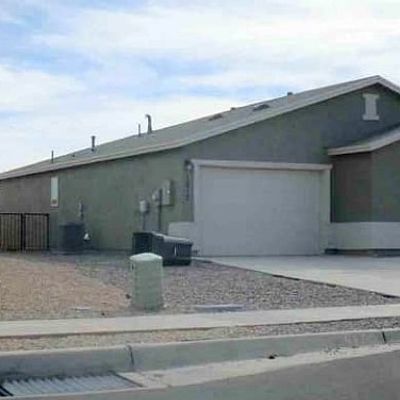 1012 Painted Lady St, El Paso, TX 79928