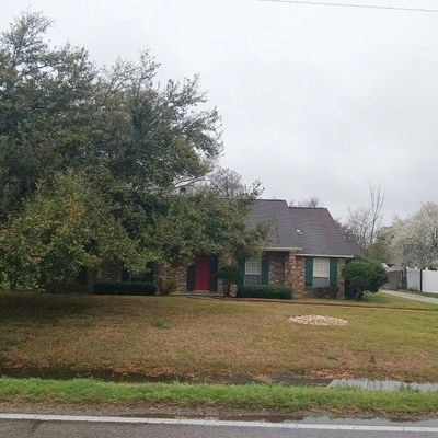 10555 Foster Rd, Baton Rouge, LA 70811