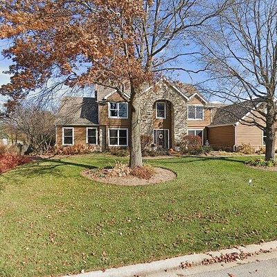 13 Mossfield Ct, Sugar Grove, IL 60554