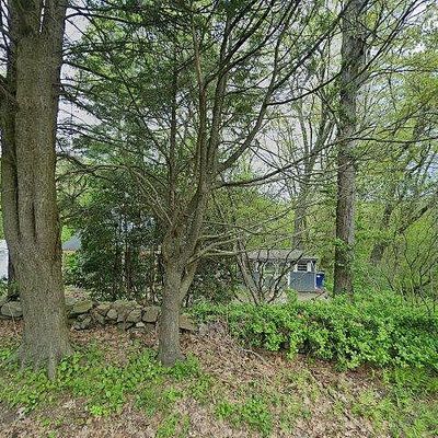 17 E Litchfield Rd S, Litchfield, CT 06759