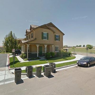 17309 S Gentle Winds Ln, Lathrop, CA 95330