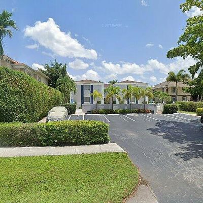 1491 Chesapeake Ave #4, Naples, FL 34102