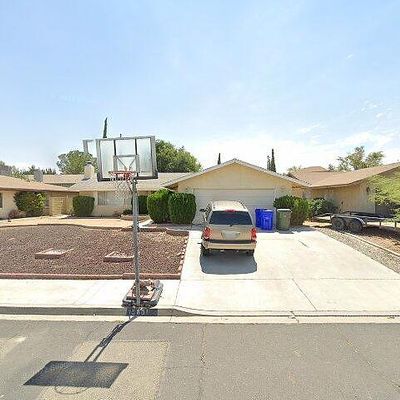 15801 Candlewood Dr, Victorville, CA 92395