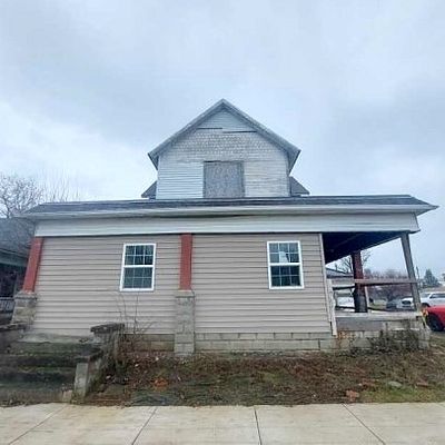 209 E Main St, Greentown, IN 46936