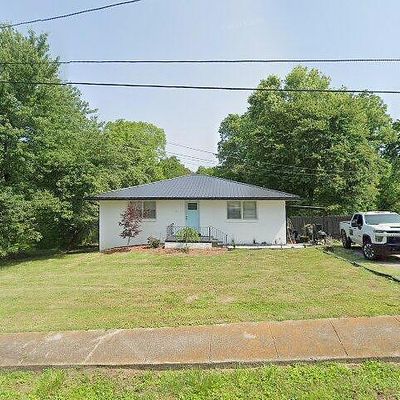 222 Jackson St, White Bluff, TN 37187