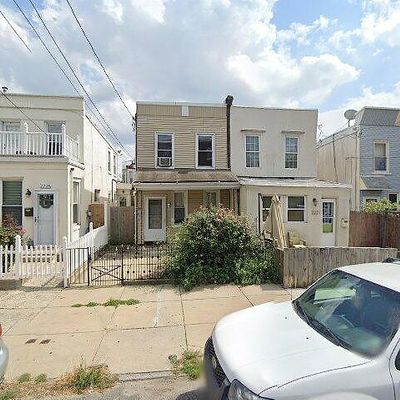 2223 Cedar St, Philadelphia, PA 19125