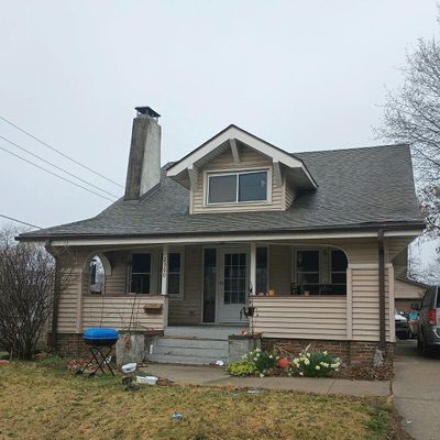 2300 E 12 Th St, Des Moines, IA 50316