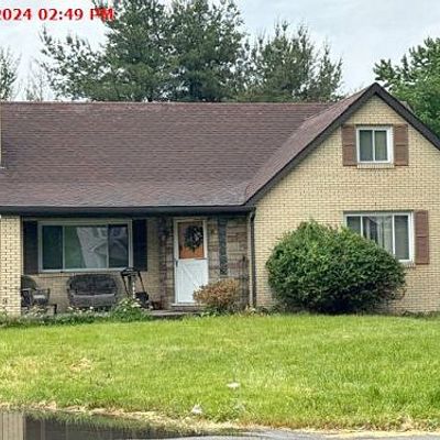 1918 Mercer Ave, Farrell, PA 16121