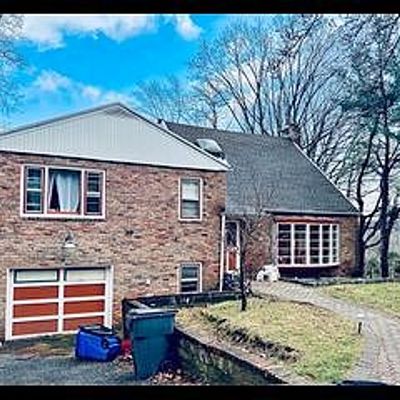 2 Sunset Ln, Hartsdale, NY 10530