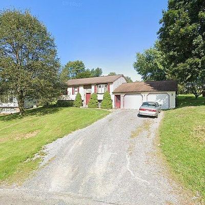 29 Casey Dr, Williamsport, PA 17701