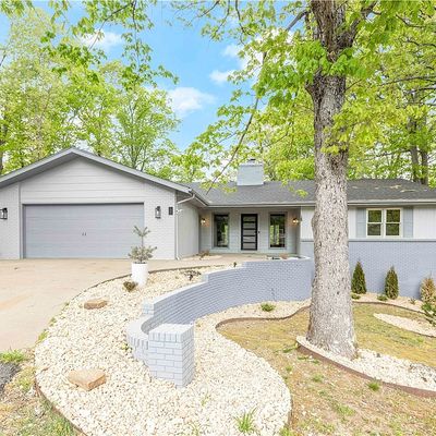 3 Fenchurch Dr, Bella Vista, AR 72715