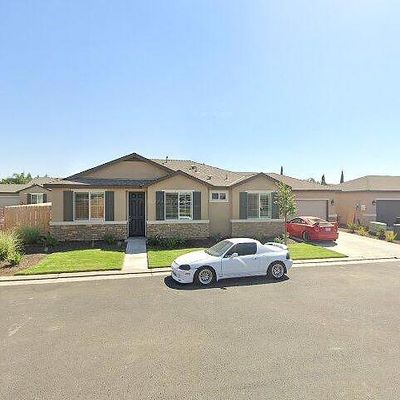 3719 W Nellis Ave, Visalia, CA 93277