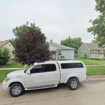 305 E 28 Th St, Kearney, NE 68847