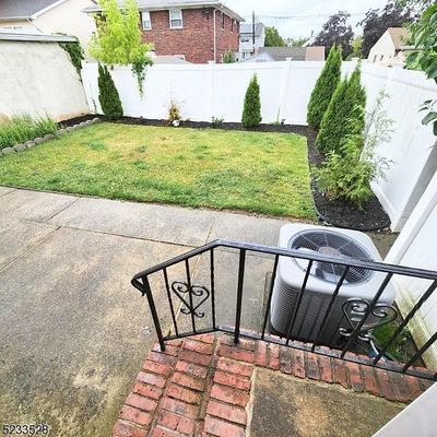 314 Miltonia St, Linden, NJ 07036