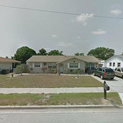 3207 Indiana Ct, Fort Pierce, FL 34947