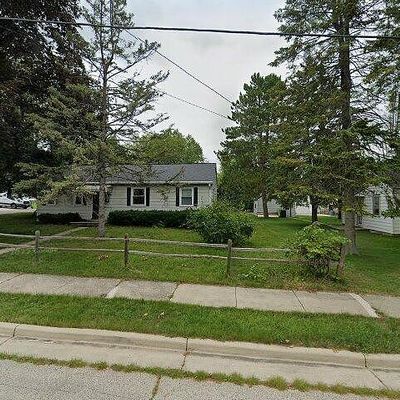 428 Linden Ave, Hartford, WI 53027