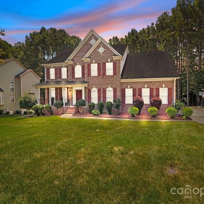 456 Woodward Ridge Dr, Mount Holly, NC 28120