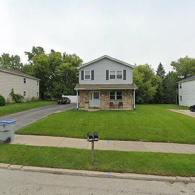 4580 4582 W Mill Rd, Milwaukee, WI 53218