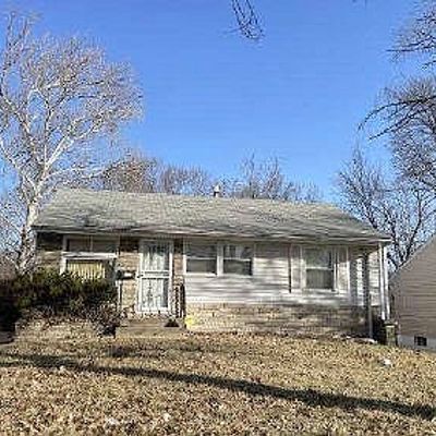 409 Crawford Rd, Saint Louis, MO 63137