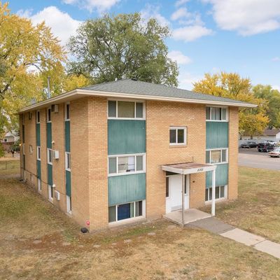 5301 Dupont Ave N, Minneapolis, MN 55430