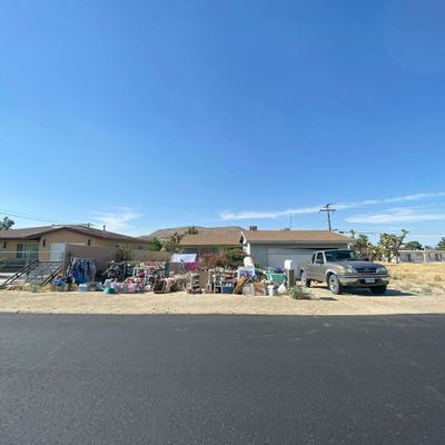 58520 Paxton Rd, Yucca Valley, CA 92284
