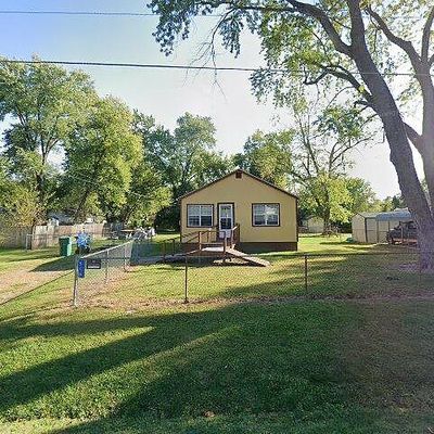 516 Belvedere Dr, Belleville, IL 62223