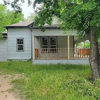 519 N Anglin St, Cleburne, TX 76031