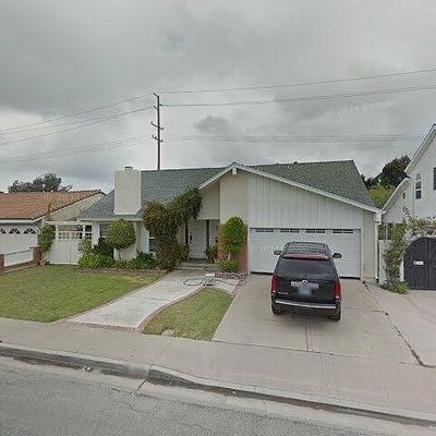 9355 Siskin Ave, Fountain Valley, CA 92708